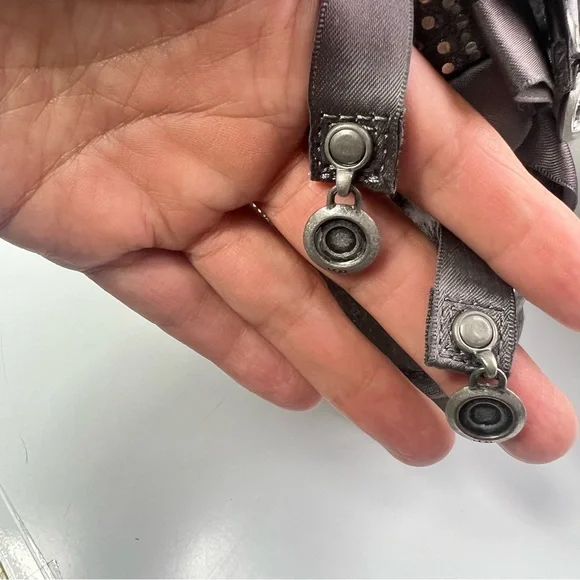 UGG Ugg Bailey Bow
Bling Flat Boot Sparkly Gray Boots Size 6 - Picture 10 of 15